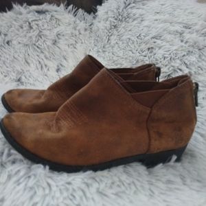 Girls size( 1) zipper ankle booties